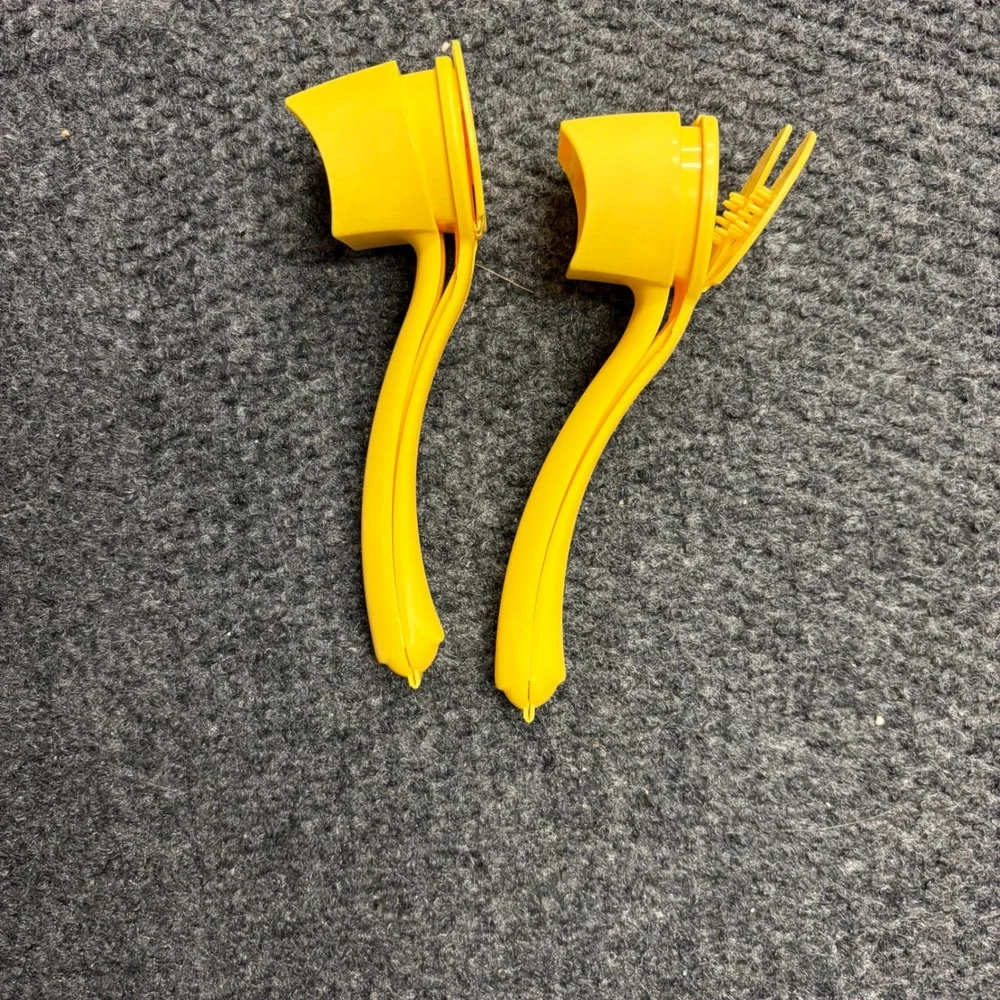 Tupperware Vintage Yellow Picnic Salt Pepper Shaker Fork Spoon Utensil Set 2pc
